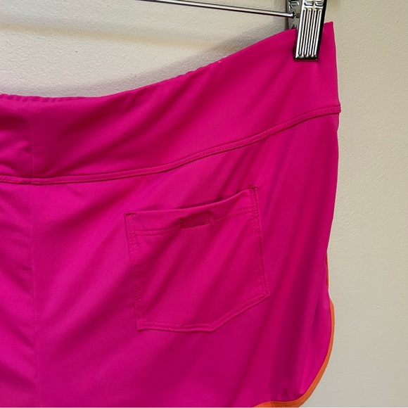 Title Nine x Carve Designs ~ Swim Boy Short Bottoms in size Medium - Picture 7 of 9
